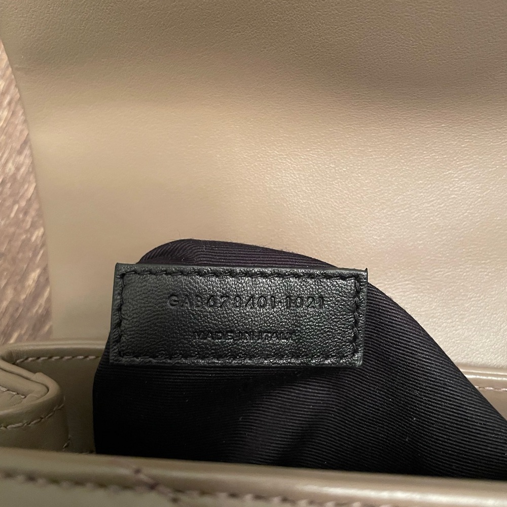 Saint Laurent Toy Loulou Crossbody Bag - Picture 12 of 12